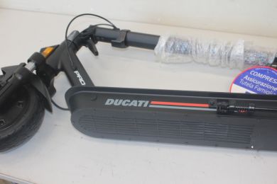  SALE OUT.  | Ducati branded | Electric Scooter PRO-II EVO | 350 W | 6-25 km/h | 10 " | Black | USED, REFURBISHED, SCRATCHED | 6 month(s) DU-MO-210009SO