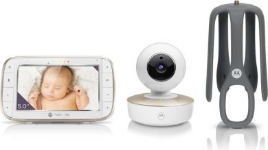  Motorola VM855 CONNECT 5.0” Portable Wi-Fi Video Baby Monitorwith Flexible Crib Mount, White/Gold Motorola | L | 5" TFT color display with 480 x 272 resolution; Lullabies; Two-way talk; Room temperature monitoring; Infrared night vision; LED sound le 505537471006